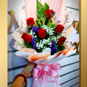 Half Dozen Roses Bouquet H2