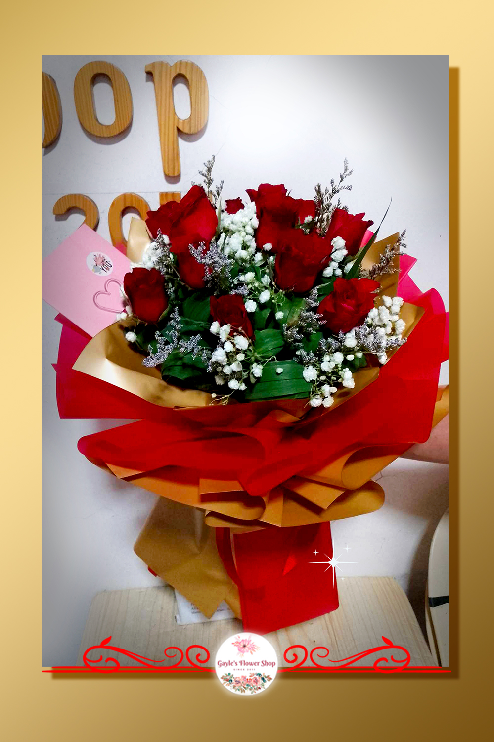 1 Dozen Roses Bouquet D8