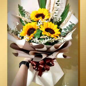 3 Sunflowers Bouquet D3
